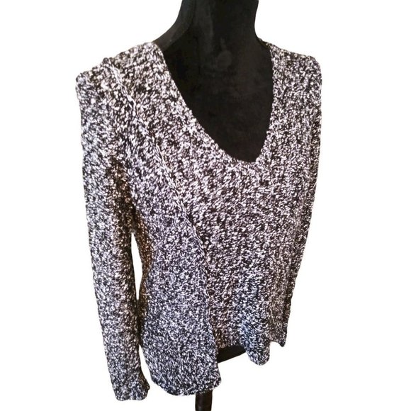 LILLA‎ P Black White Heathered Asymmetrical Knit Sweater SIZE M - Picture 8 of 14